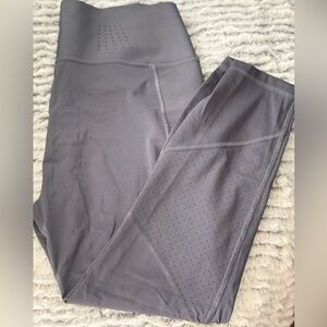GAP Fit Gray High-Waisted Leggings